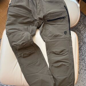 Born Primitive Men's Frontier 2.0